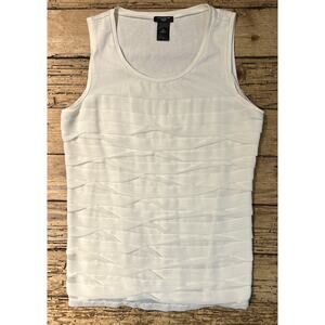 Ann Taylor Women’s Cream Sleeveless Ruffle Blouse Size M Petite NWOT